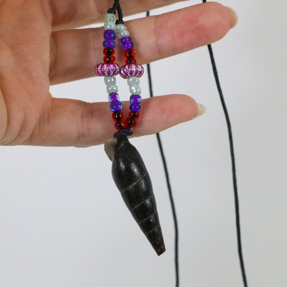 *Seashell Necklace - Picture 3 of 3